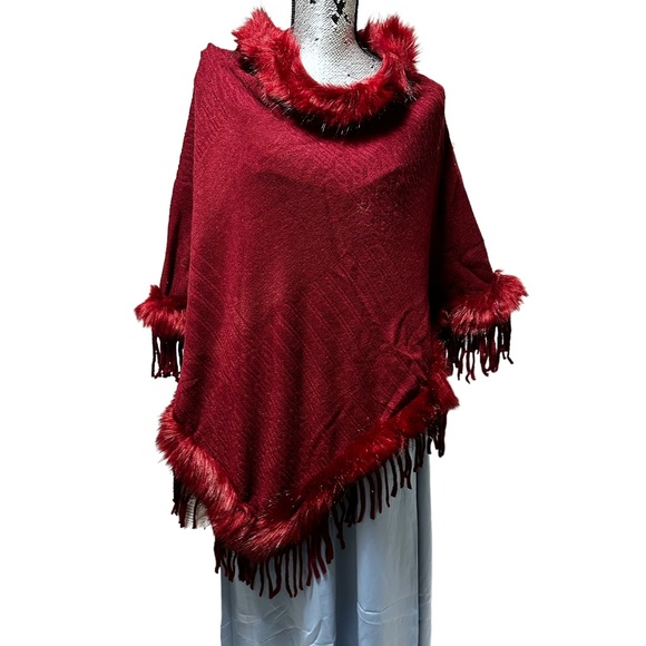 NWT La Mode | Red Wine Faux Fur-Trim Fringe-Accent Poncho - Picture 3 of 5